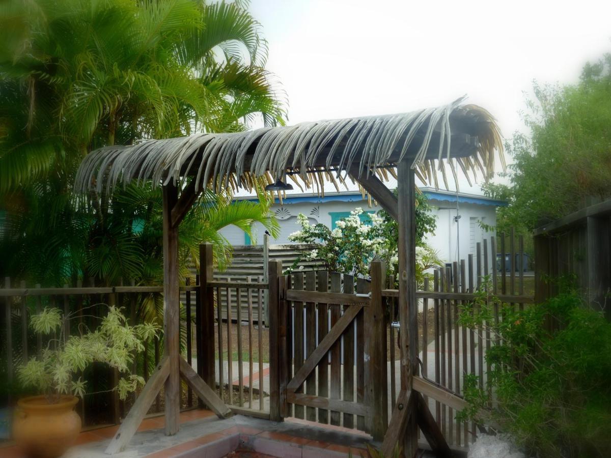 סן-פרנסואה Bungalow La Papaye Bleue Residence Acces Piscine & Plage מראה חיצוני תמונה